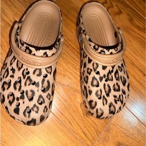 Leopard CROCS
